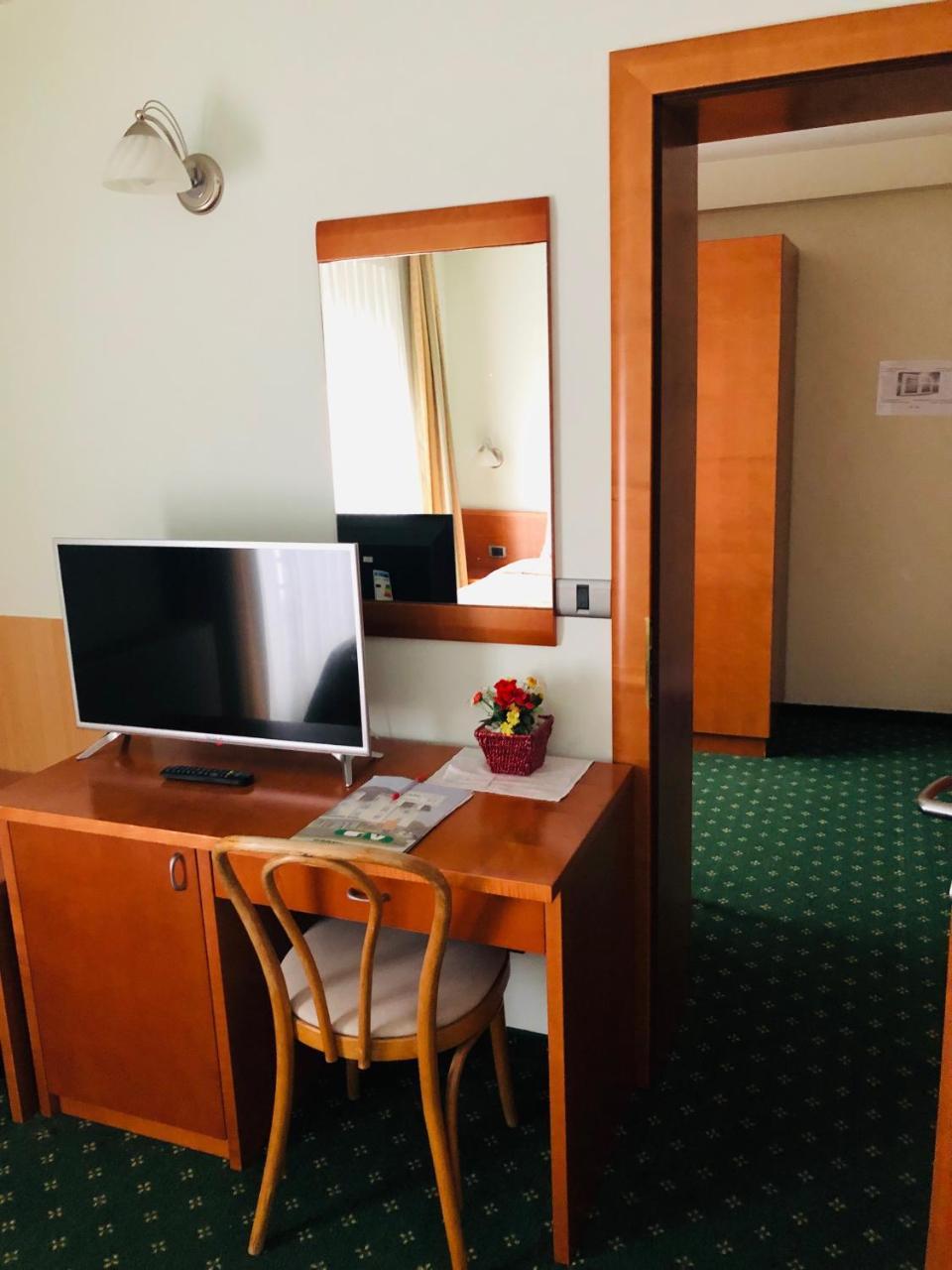 Škofljica Grandvid Hotel المظهر الخارجي الصورة